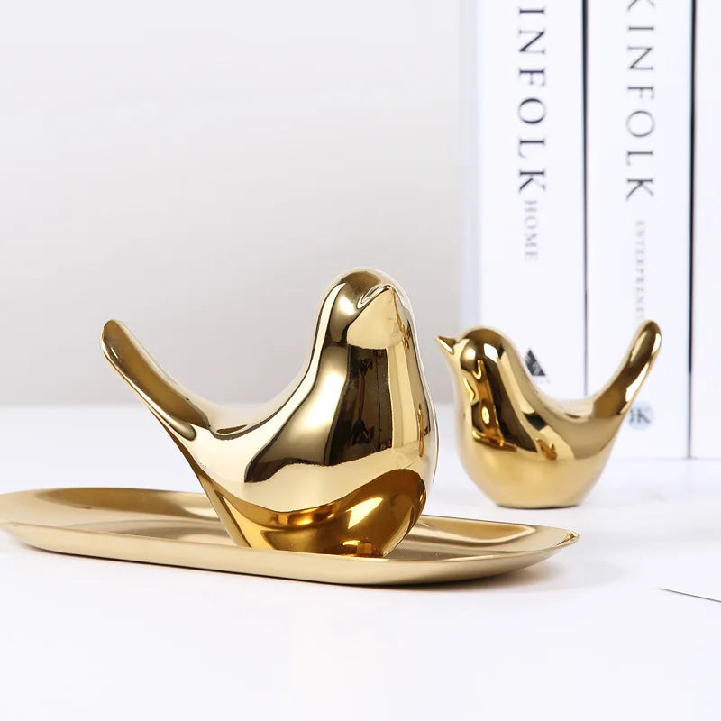 Estatuetas Decorativas de Pássaros – Cerâmica com Acabamento Dourado ou Prata